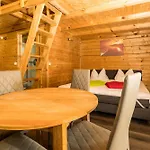 Urlaub Im Mitten Im Wald Lutow