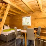 Urlaub Im Mitten Im Wald