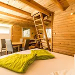 Urlaub Im Mitten Im Wald Lutow