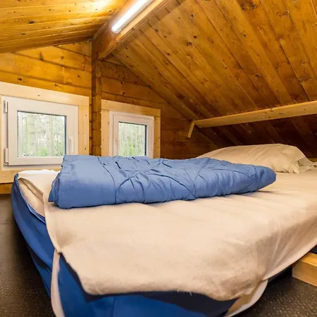 Camping Urlaub Im Mitten Im Wald *