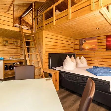 Urlaub Im Mitten Im Wald *