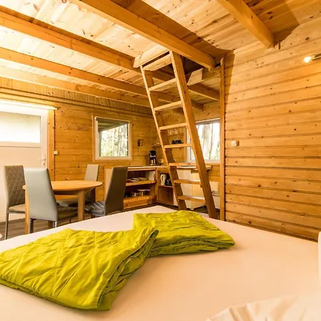 Urlaub Im Mitten Im Wald Lutow